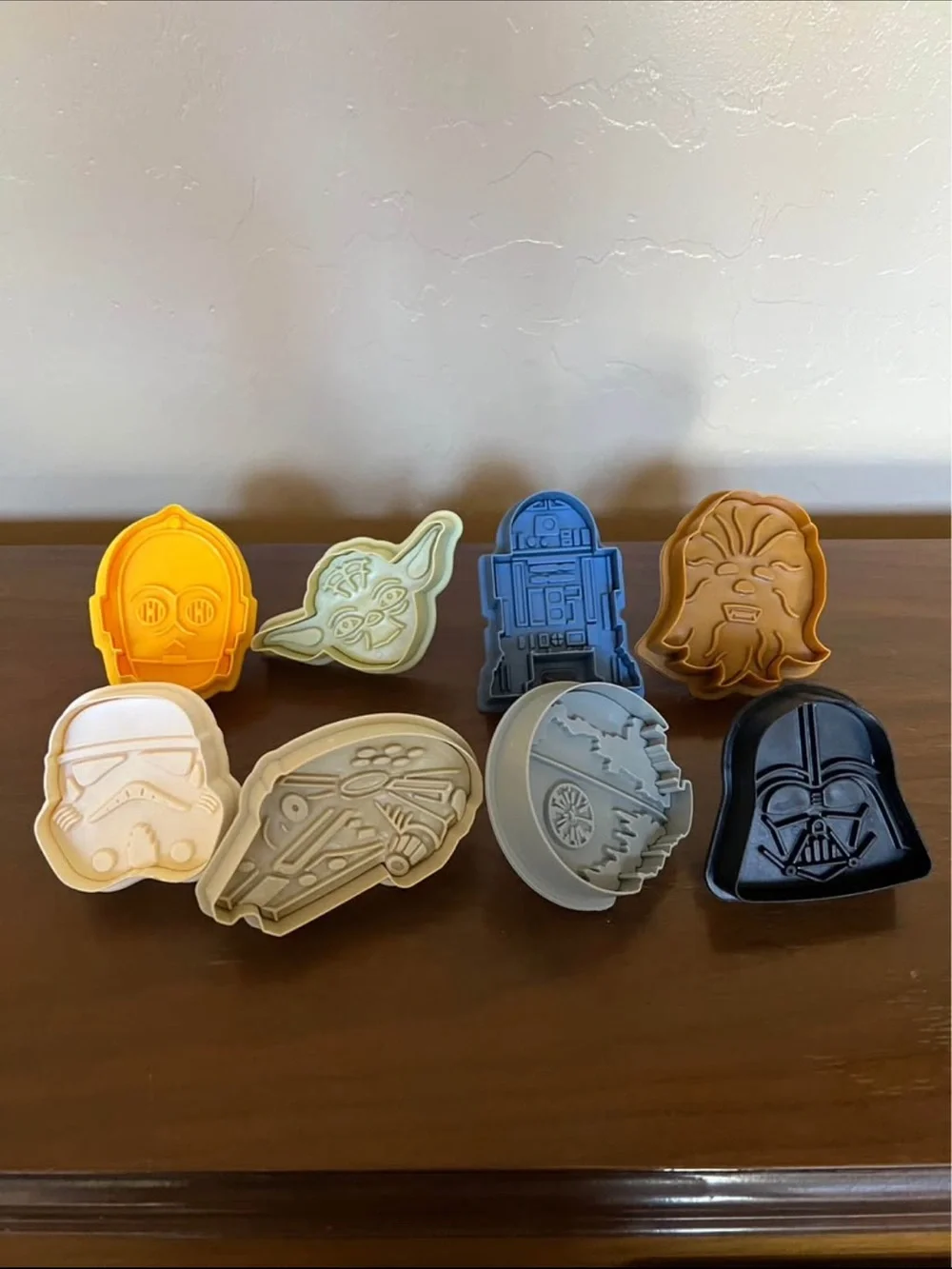 Novelty Williams Sonoma Star Wars Cookie Cutters - Set of 8 - Great Condition!